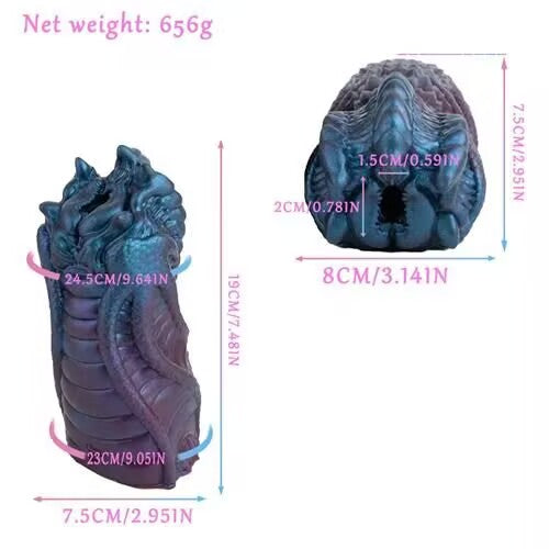 Dimension specification chart for a multi-layered alien tentacle mouth fantasy stroker, showing a net weight of 656g and entry diameter.
