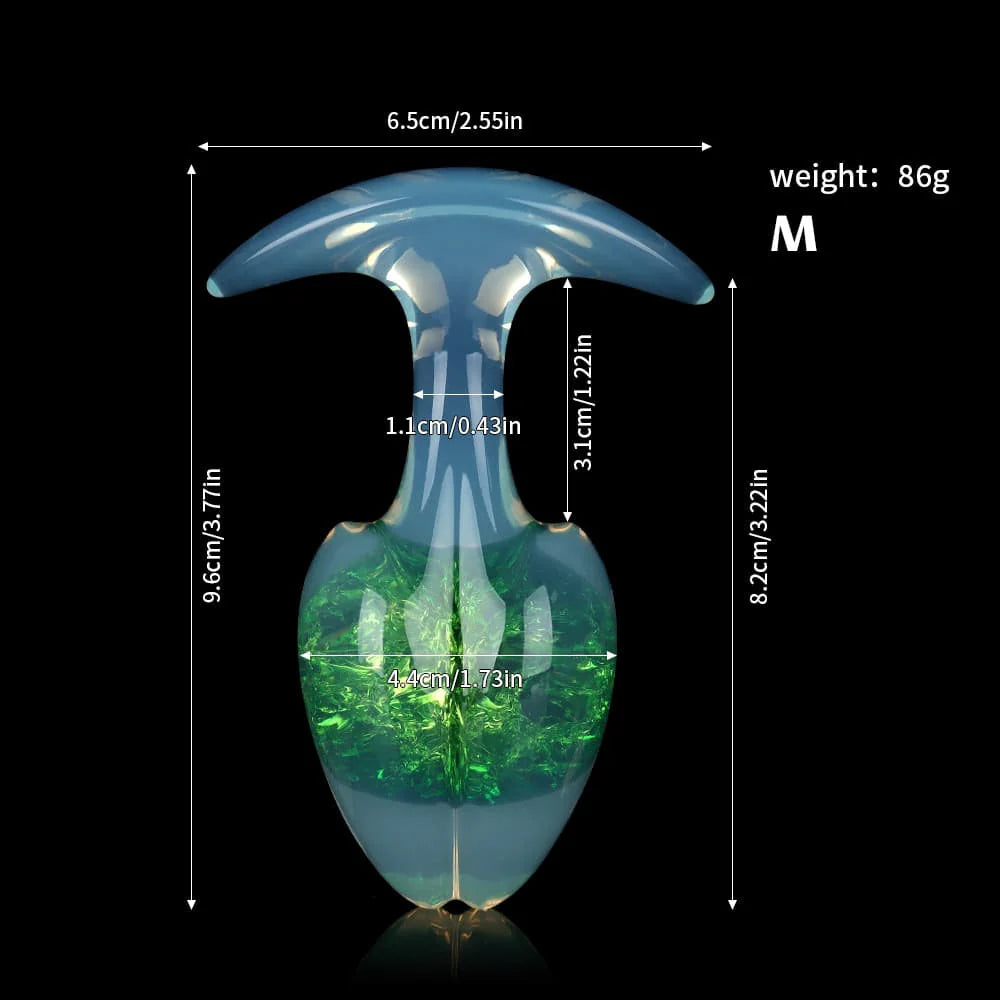 Medium size dimensions and weight specifications for the glowing green crackle-interior plug