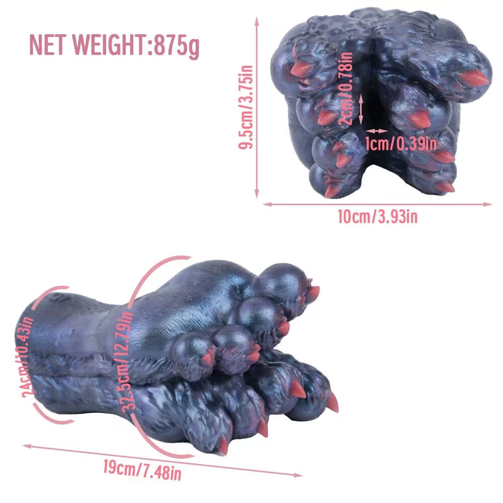 Product specifications diagram for a double-paw layered monster fantasy stroker, indicating a net weight of 875g and detailed opening widths.