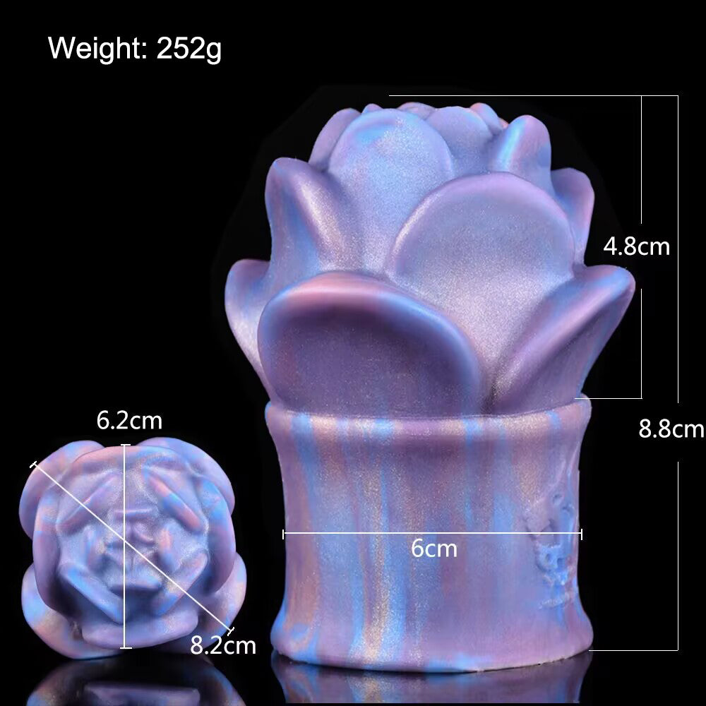 Rose bud sculpted silicone grinder size specification diagram showing 252g weight, 8.8cm height, and 6cm base diameter