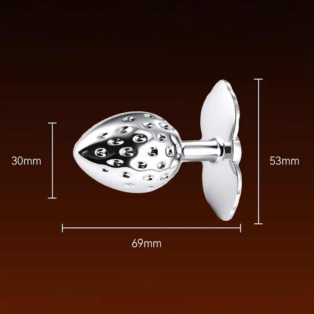 Size chart for the strawberry metal butt plug showing dimensions of 69mm total length, 30mm width, and 53mm flared base for beginner-friendly training.