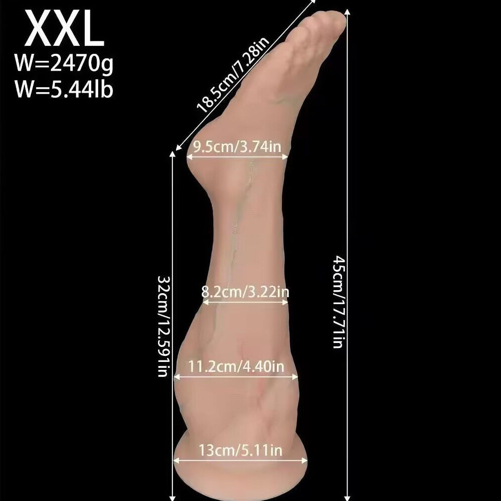 Size XXL giant silicone foot butt plug dimension guide displaying 45cm total height and 2470g weight.